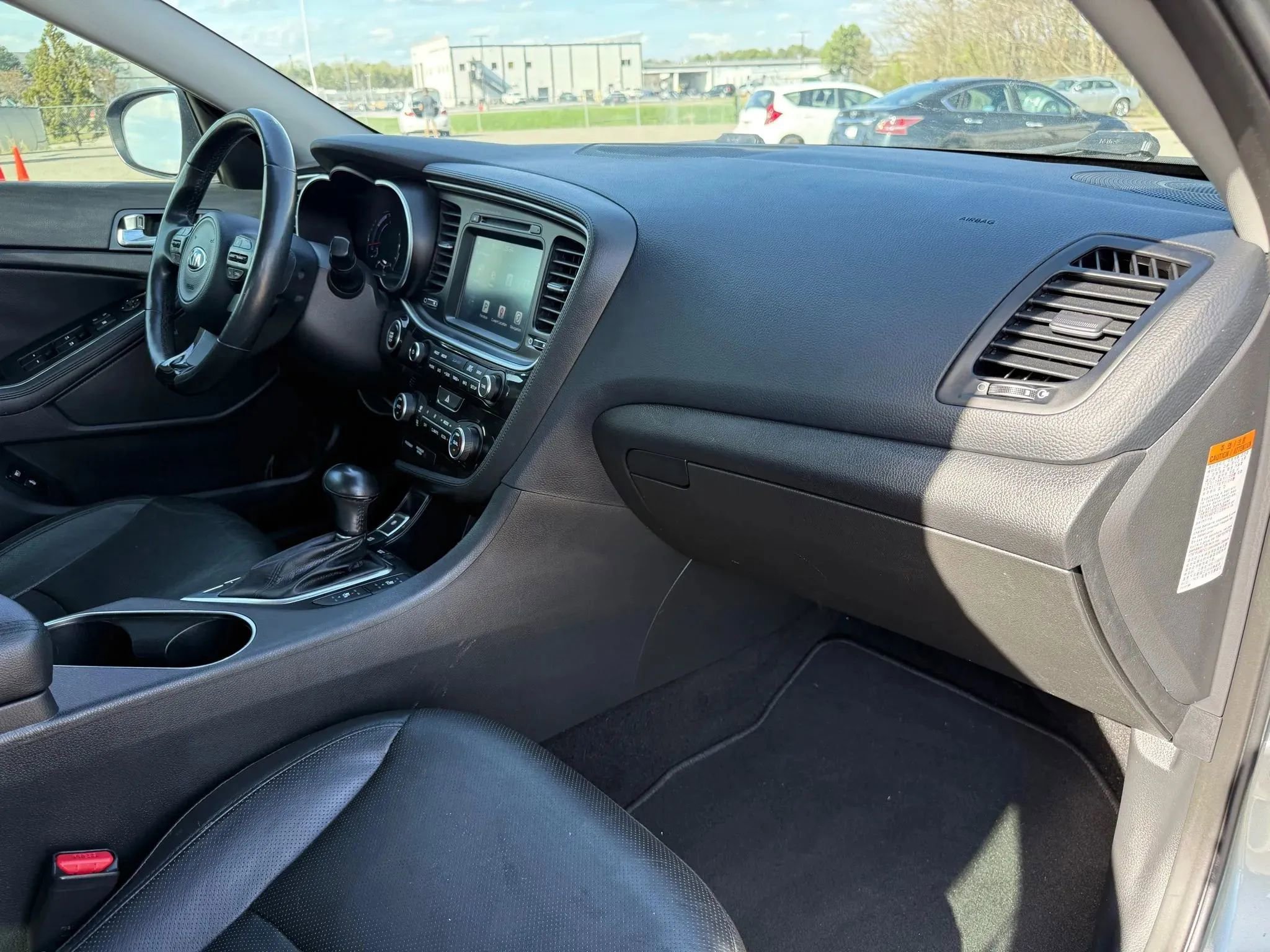 Used 2015 Kia Optima EX image 19