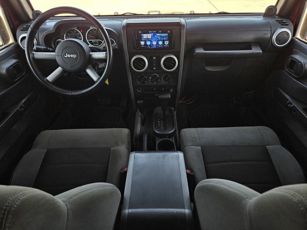 Used 2010 Jeep Wrangler Unlimited Sahara w/ Dual Top Group AWD/4WD image 18