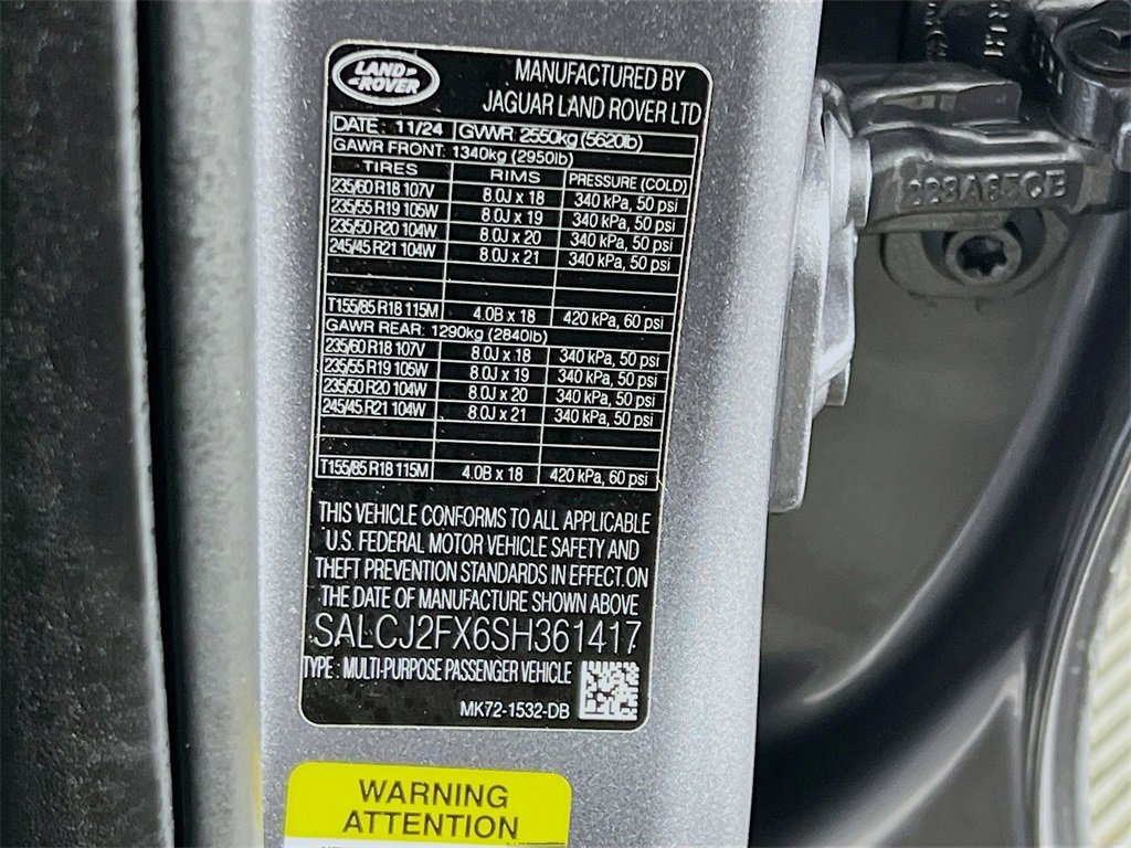 Used 2025 Land Rover Discovery Sport S image 33