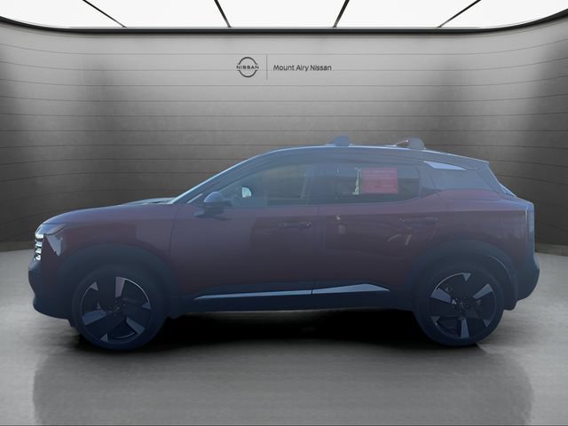Used 2025 Nissan Kicks SR w/ SR Premium Package AWD/4WD image 7