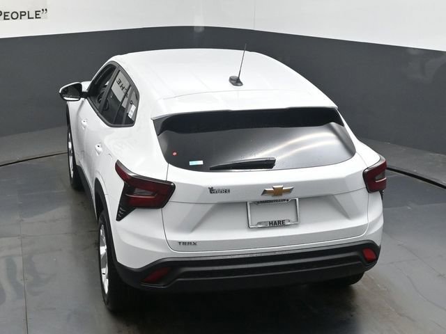 New 2026 Chevrolet Trax LS w/ LS Convenience Package image 35