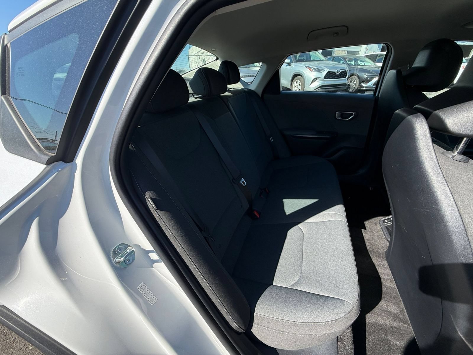 Used 2025 Kia K4 FWD image 38