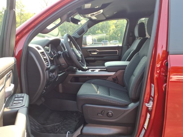 New 2026 RAM 1500 Big Horn AWD/4WD image 13