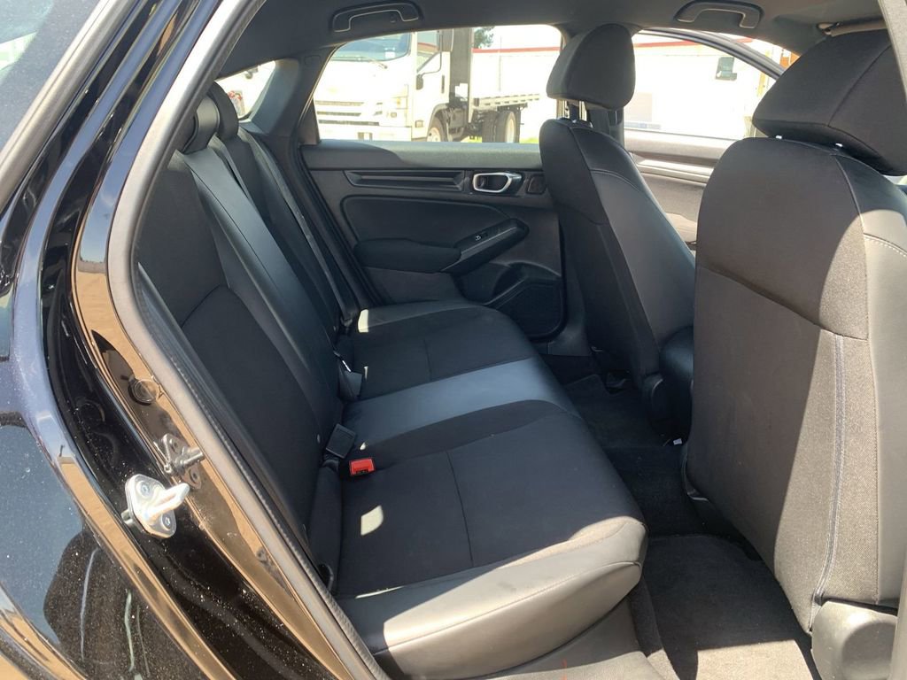 Used 2023 Honda Civic Sport image 25