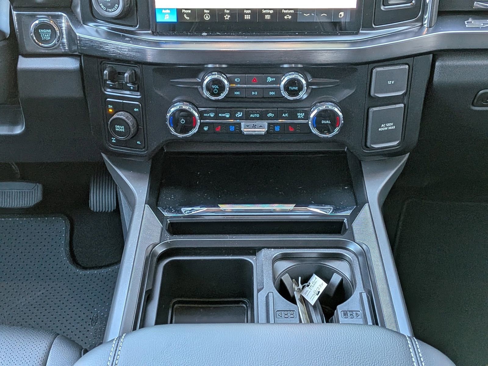 New 2026 Ford F350 Lariat w/ Black Appearance Package image 19