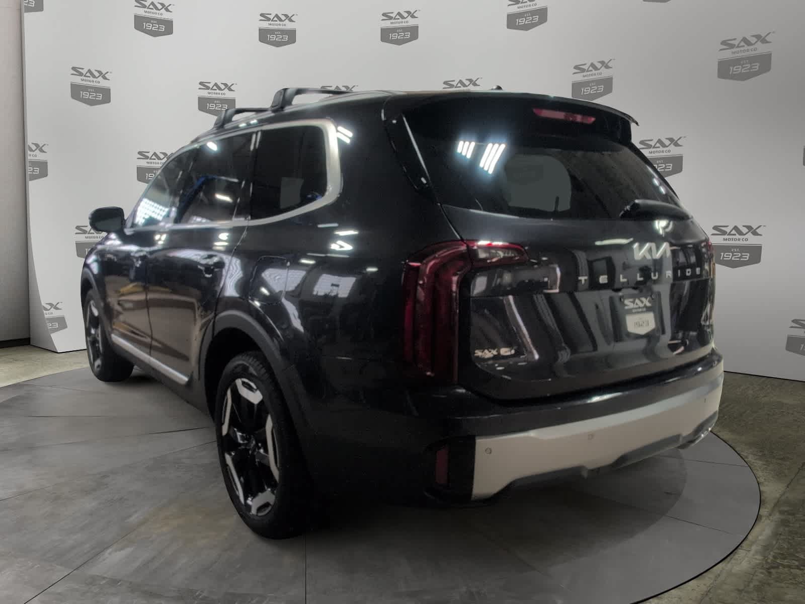 Used 2025 Kia Telluride S AWD/4WD image 3