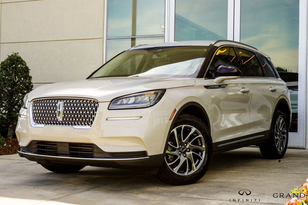 Used 2022 Lincoln Corsair FWD image 1