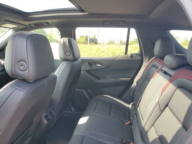 Certified 2025 Chevrolet Equinox RS w/ Safety and Technology Package AWD/4WD image 10