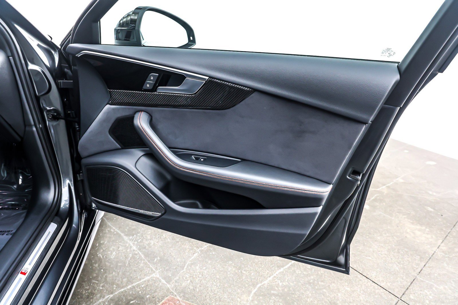 Used 2023 Audi S4 Premium Plus w/ Premium Plus Package image 25