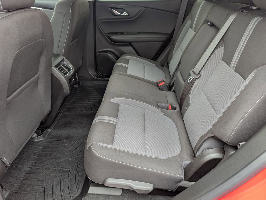 Used 2023 Chevrolet Blazer LT image 41