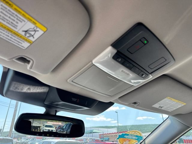Certified 2022 Nissan Pathfinder SL AWD/4WD image 32