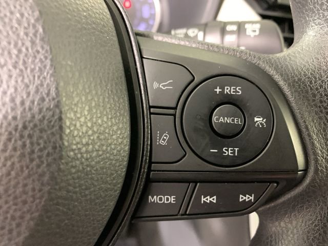 Used 2020 Toyota RAV4 XLE w/ All Weather Liner Package image 21