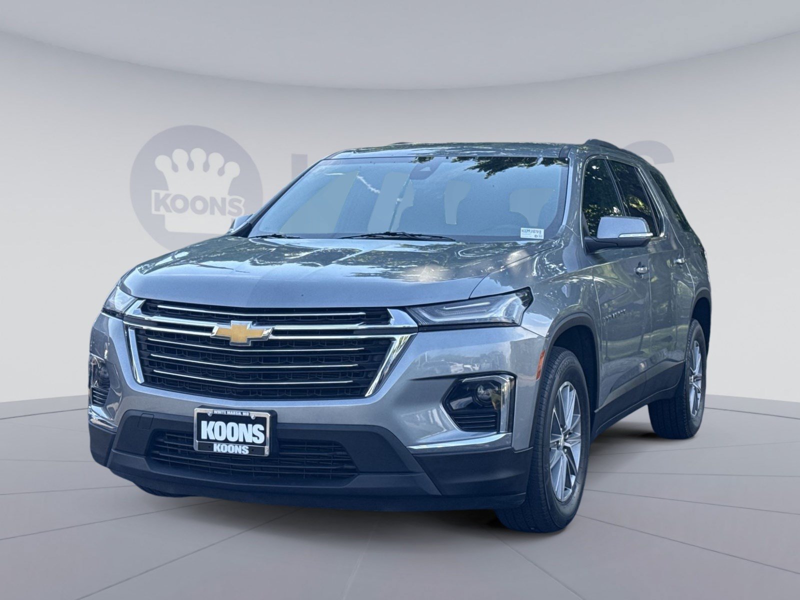 Used 2023 Chevrolet Traverse LT