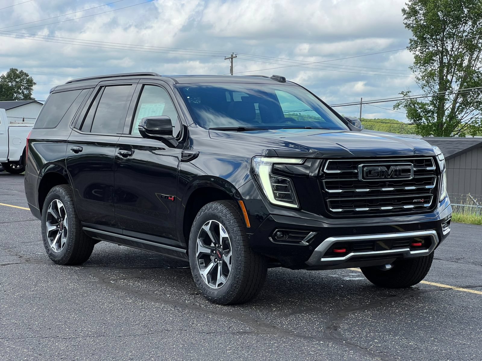 New 2026 GMC Yukon AT4 w/ AT4 Premium Plus Package AWD/4WD image 53