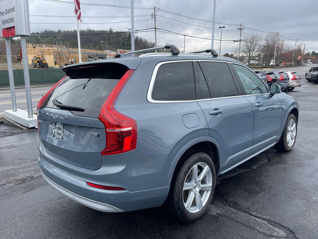 Used 2022 Volvo XC90 T5 Momentum AWD/4WD image 7