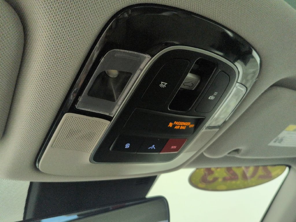 Used 2023 Hyundai Sonata Limited w/ Preferred Accessory Package FWD image 30
