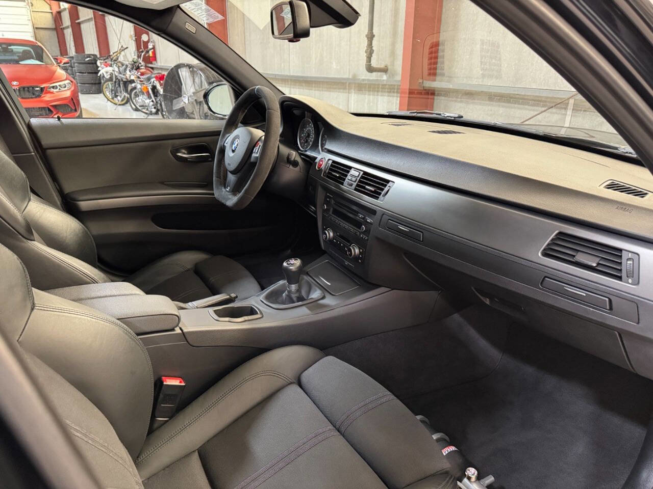 Used 2011 BMW M3 Sedan image 24