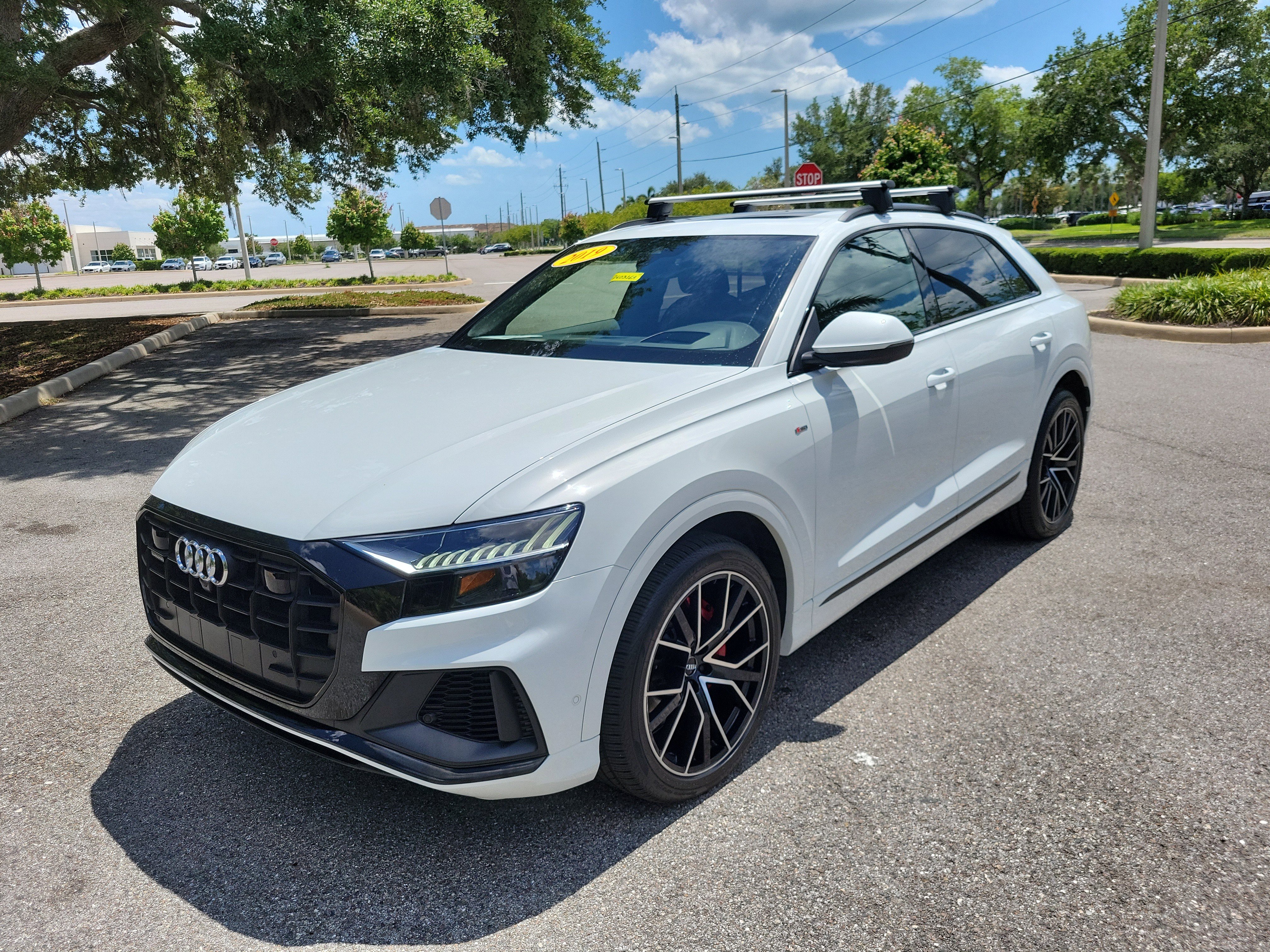 Used 2019 Audi Q8 Prestige w/ Luxury Package AWD/4WD image 8
