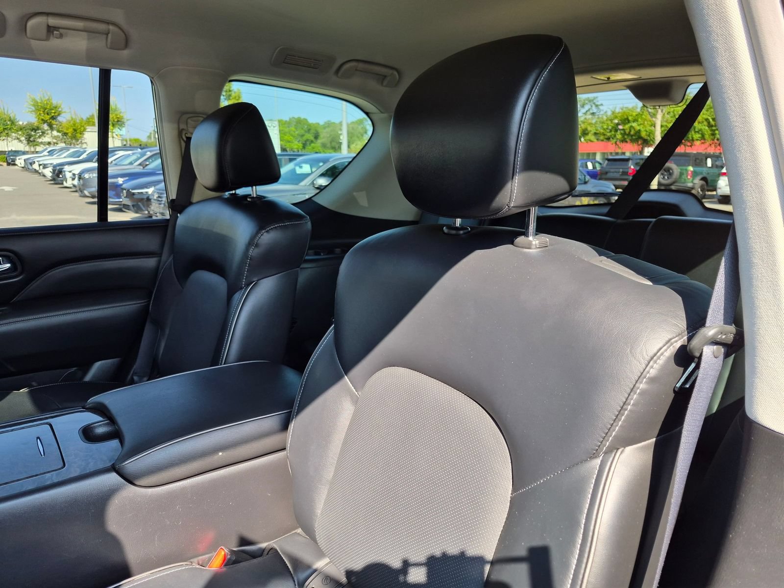 Used 2023 INFINITI QX80 Luxe w/ Cargo Package AWD/4WD image 31