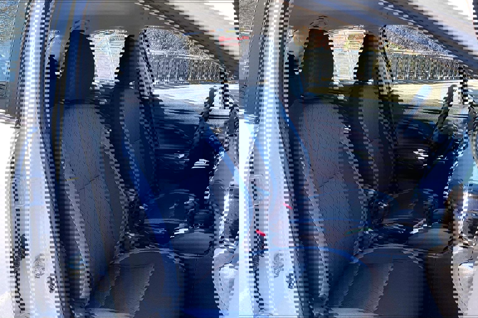 Used 2025 Nissan Versa SV w/ Trunk Package image 7