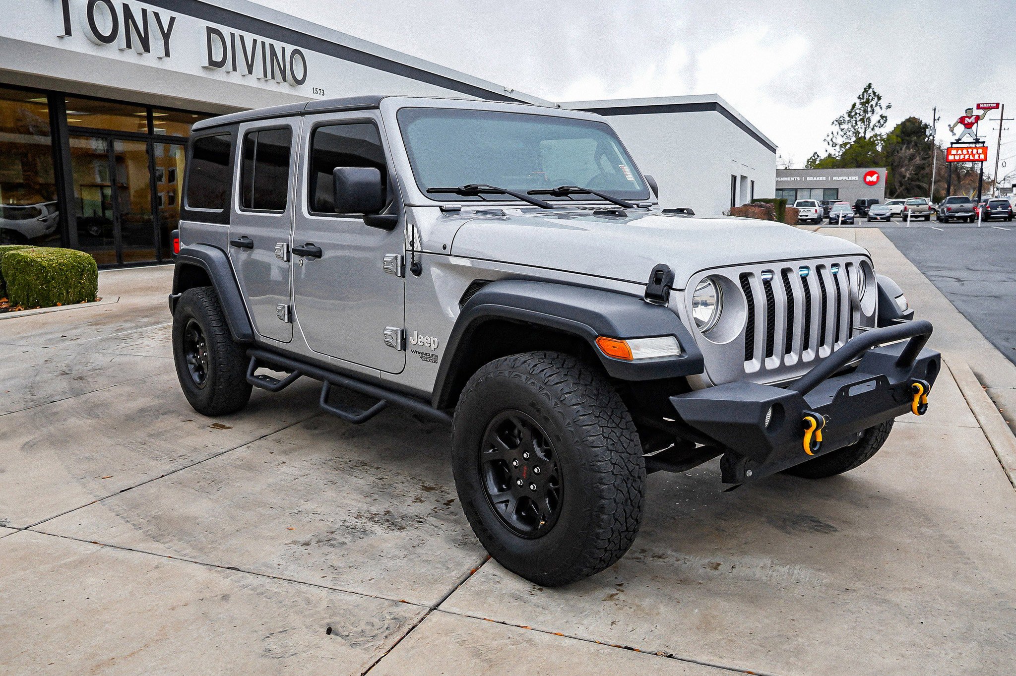 Used 2018 Jeep Wrangler Unlimited Sport S video 2