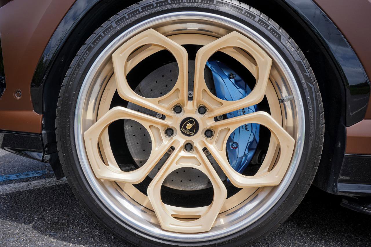 Used 2019 Lamborghini Urus S AWD/4WD image 8