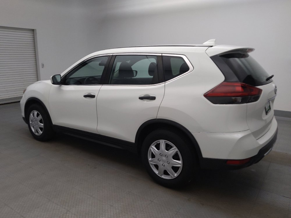 Used 2019 Nissan Rogue S FWD image 3