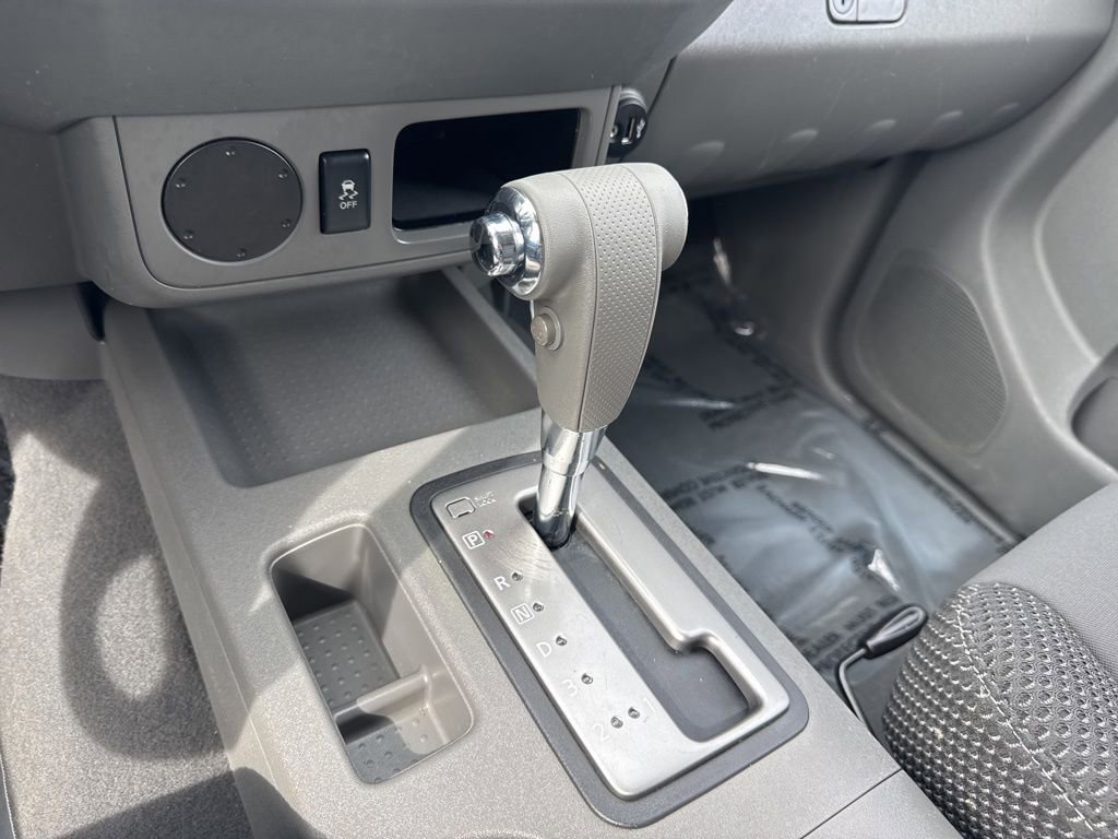 Used 2019 Nissan Frontier Desert Runner image 15