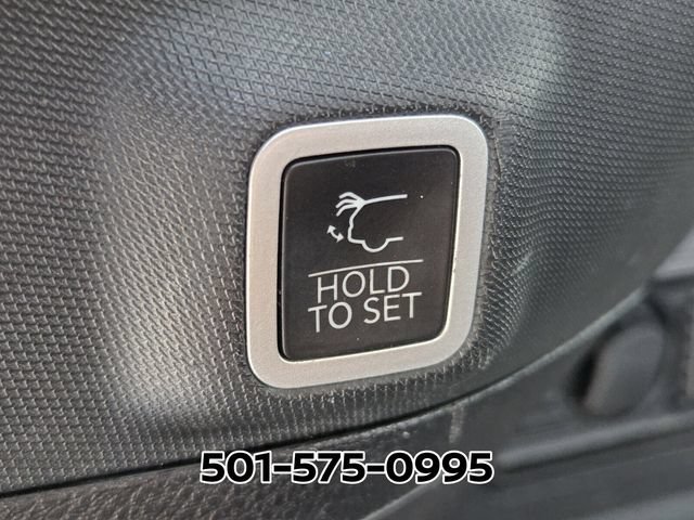 Used 2023 Jeep Grand Cherokee Altitude AWD/4WD image 15