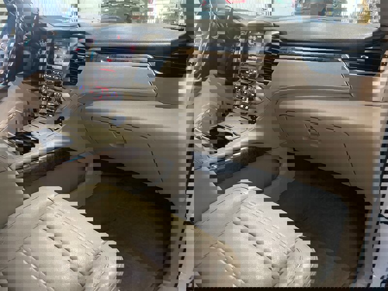 Used 2015 GMC Yukon XL Denali w/ Touring Package AWD/4WD image 22