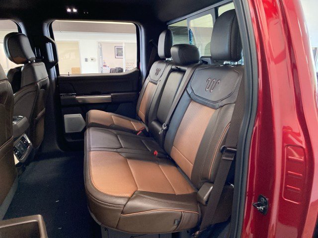 Used 2026 Ford F450 King Ranch w/ FX4 Off-Road Package AWD/4WD image 9