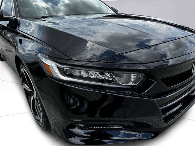 Used 2018 Honda Accord Sport image 10
