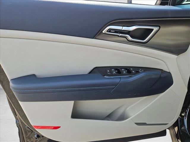 Used 2023 Kia Sportage EX image 10