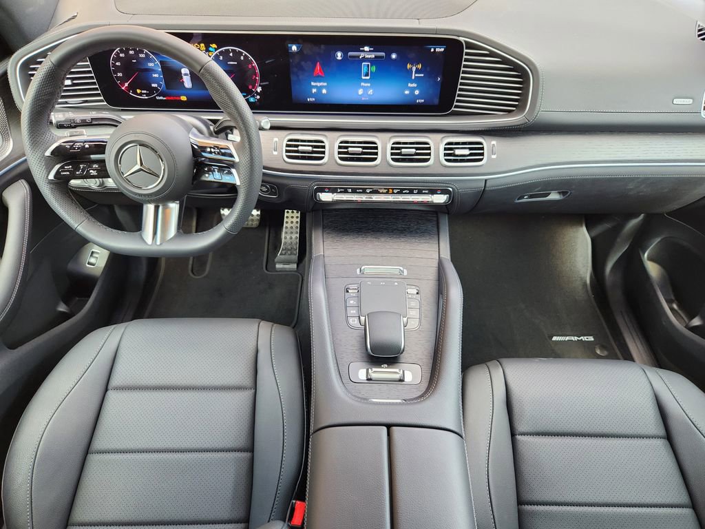 Used 2025 Mercedes-Benz GLS 450 4MATIC image 25