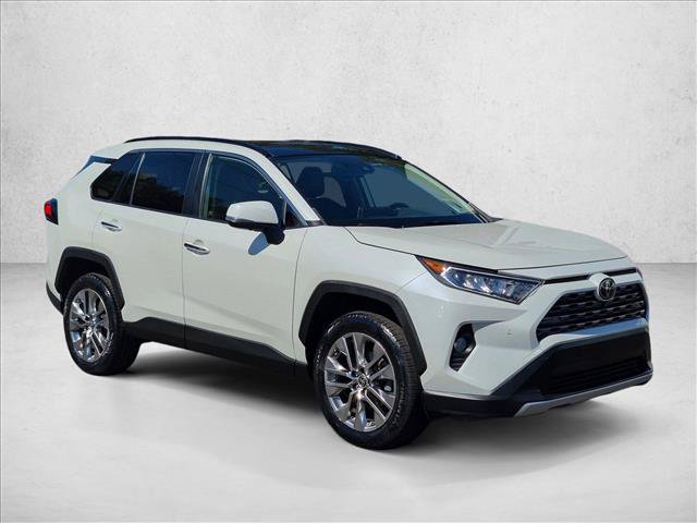 Used 2021 Toyota RAV4 Limited FWD image 3