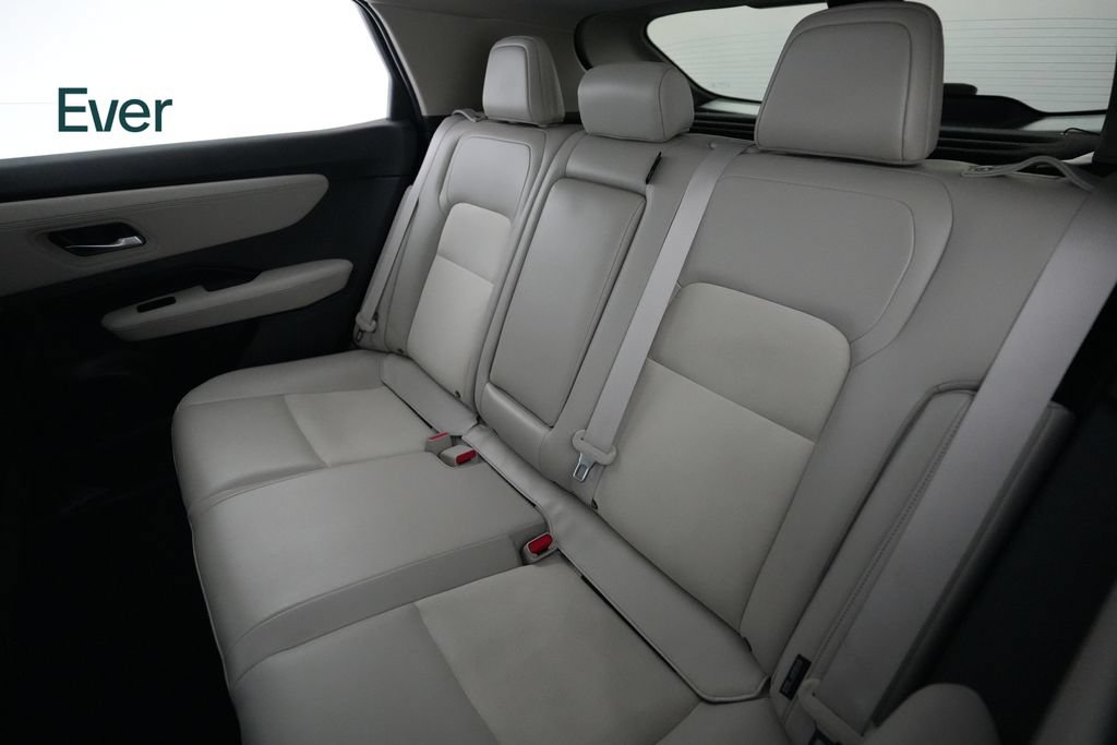 Used 2024 Nissan Ariya AWD image 24
