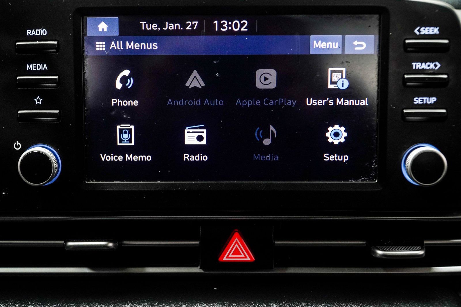 Used 2021 Hyundai Elantra SE image 19