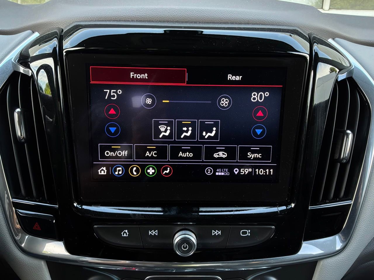 Used 2020 Chevrolet Traverse LT FWD image 33