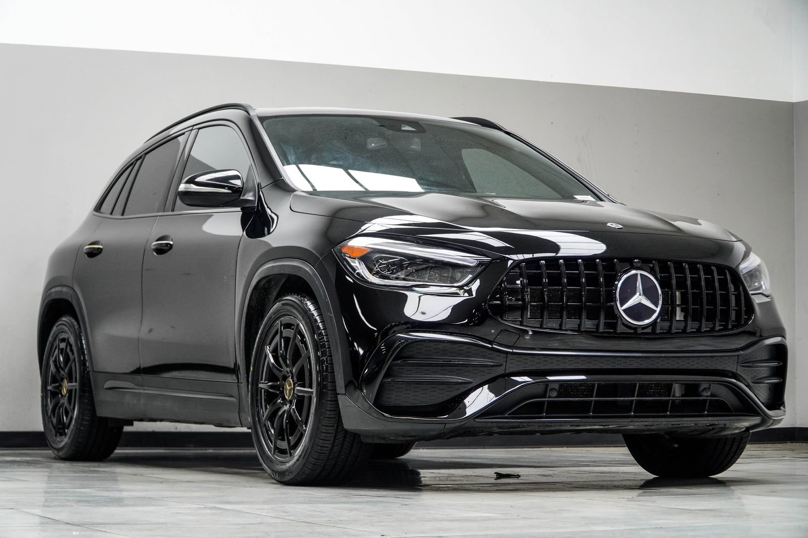 Used 2022 Mercedes-Benz GLA 35 AMG 4MATIC image 4