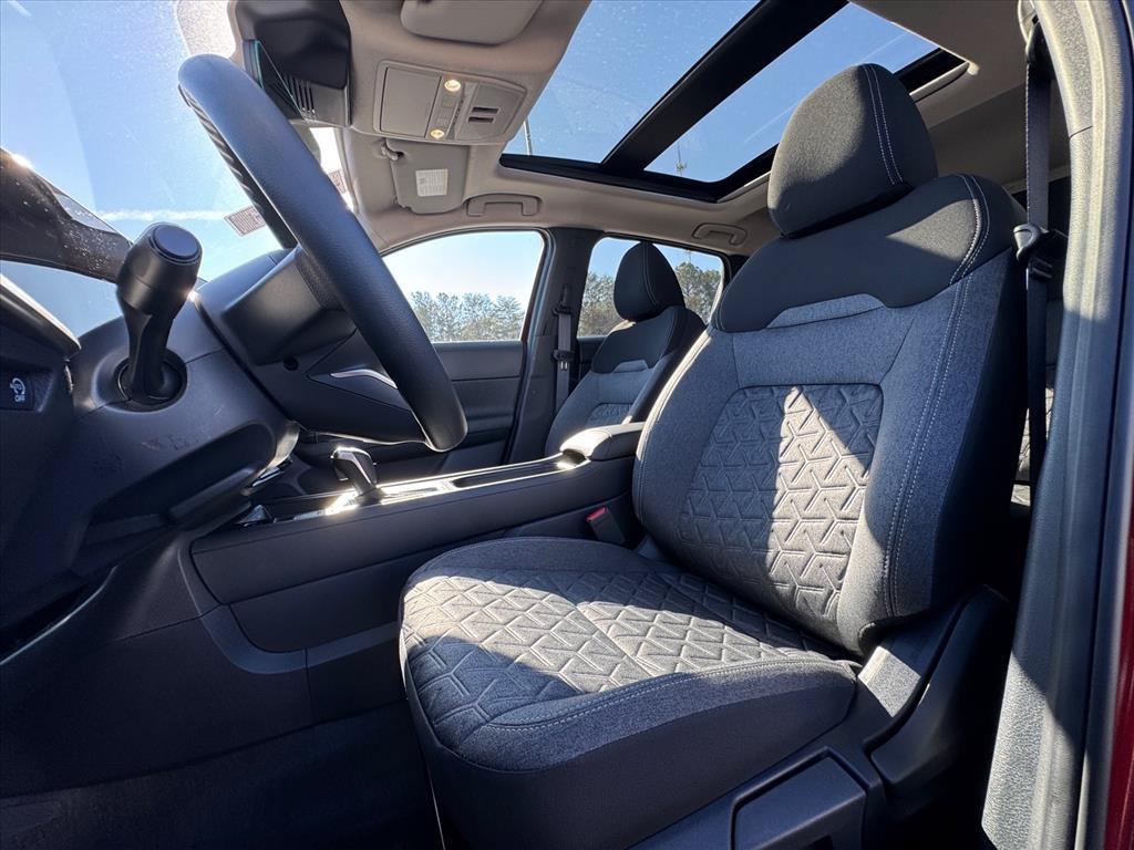 New 2026 Nissan Kicks SV w/ SV Premium Package FWD image 14