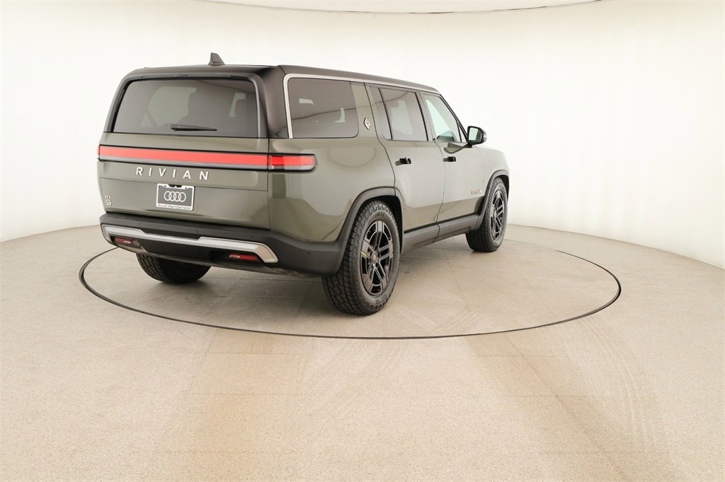 Used 2022 Rivian R1S Launch Edition image 6