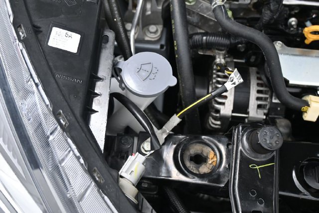 Used 2023 Nissan Kicks SV FWD image 47