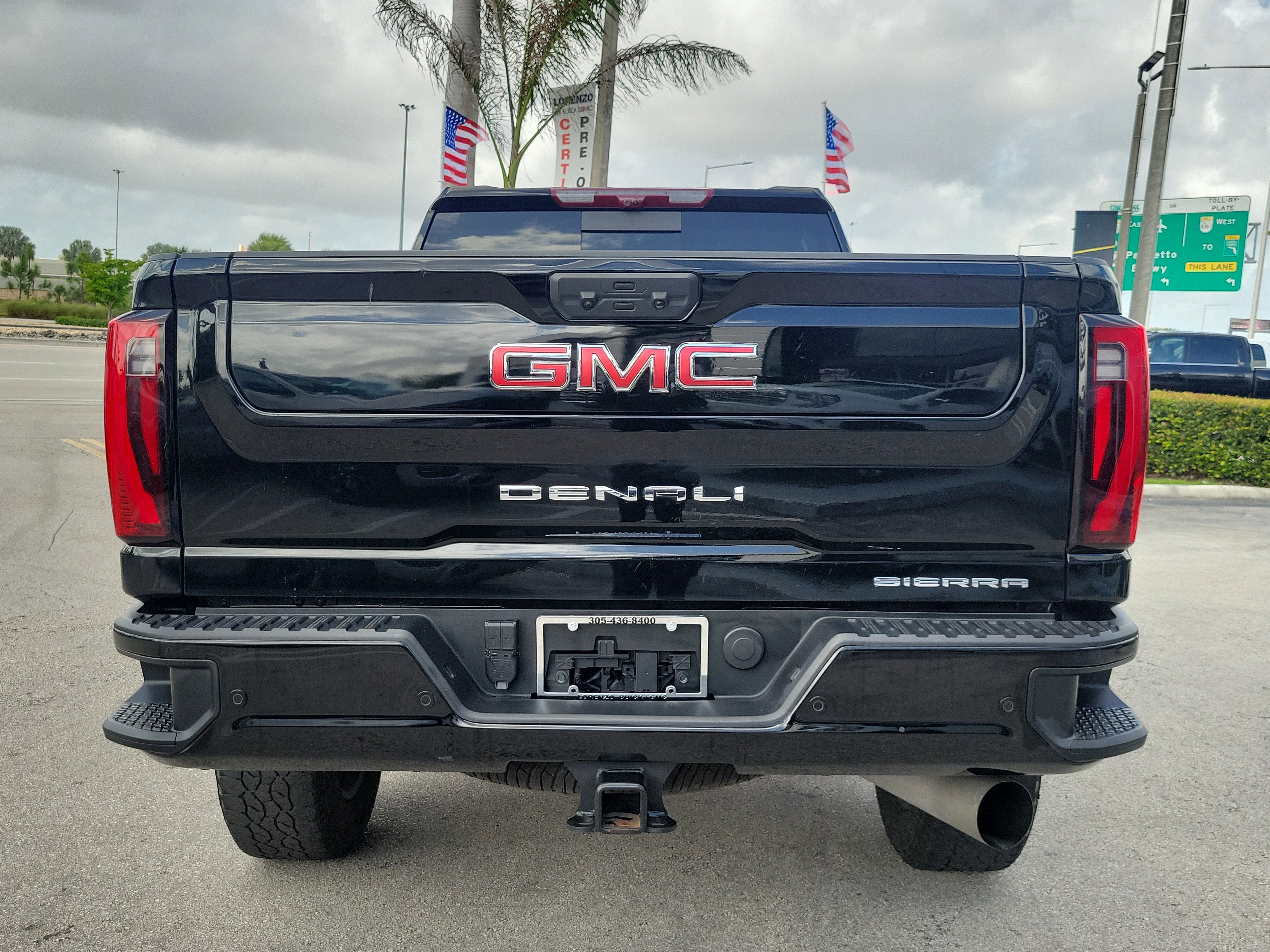 Used 2024 GMC Sierra 2500 Denali w/ Denali Reserve Package image 6