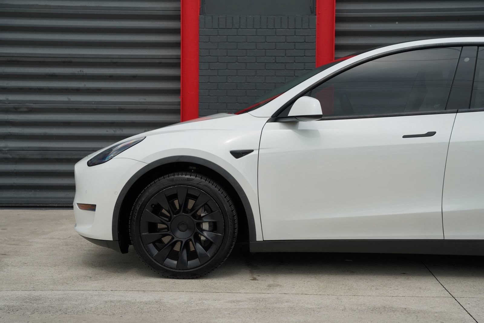Used 2020 Tesla Model Y Long Range AWD/4WD image 9