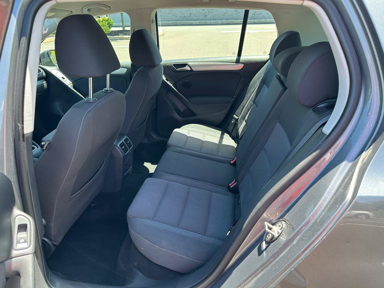 Used 2014 Volkswagen Golf TDI FWD image 14