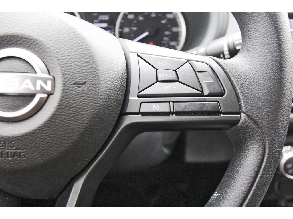 Used 2024 Nissan Kicks S image 14