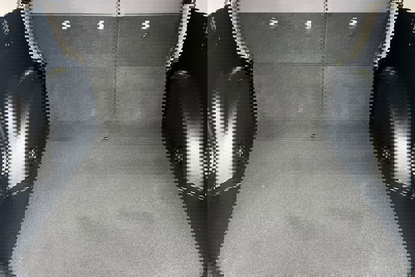 Used 2015 Toyota RAV4 LE image 15