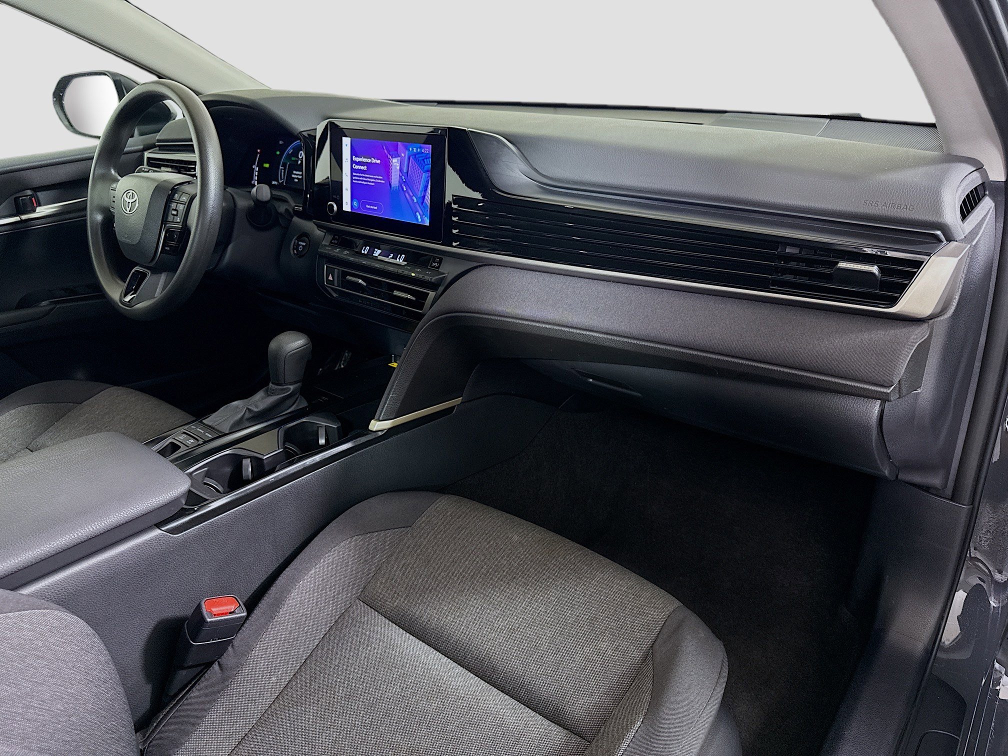 Used 2025 Toyota Camry LE image 30