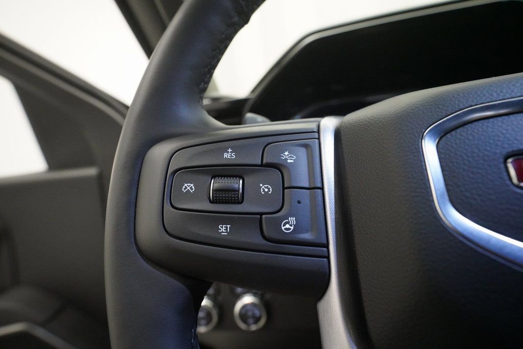 Used 2025 GMC Sierra 1500 Elevation image 17