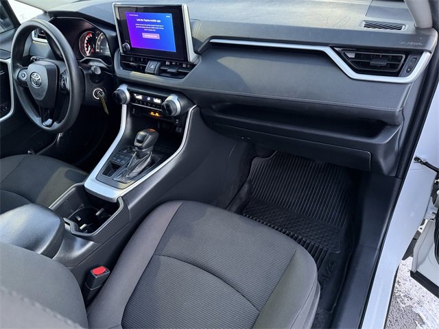 Used 2024 Toyota RAV4 LE image 19